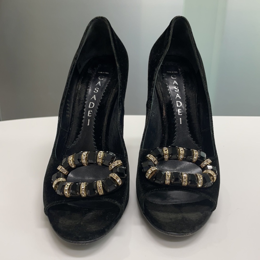 Used Velvet Casadei black shoes